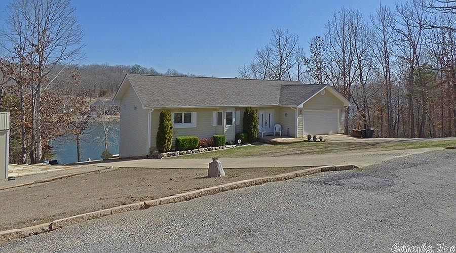 1st image of 27 Chesapeake Dr