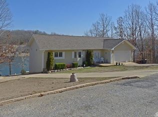 27 Chesapeake Dr, Cherokee Village, AR 72529