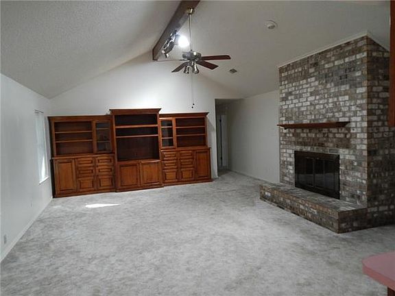 5th image of 4313 Plantation Dr