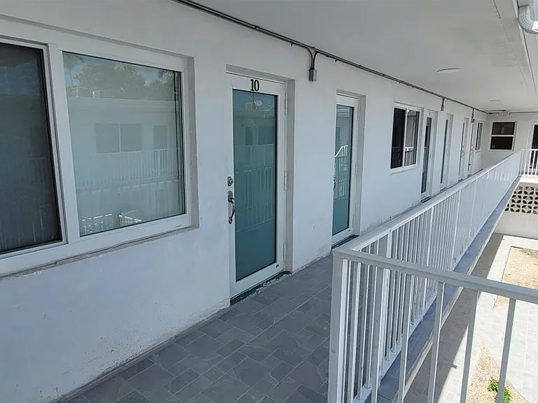 1719 Wiley St #2 — Photo 30