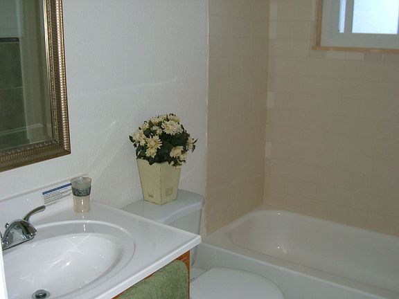 5th image of 7216 Princeton Dr