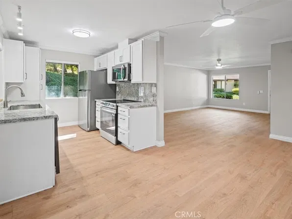 26331 Oakspur Dr Unit C, Santa Clarita, CA 91321