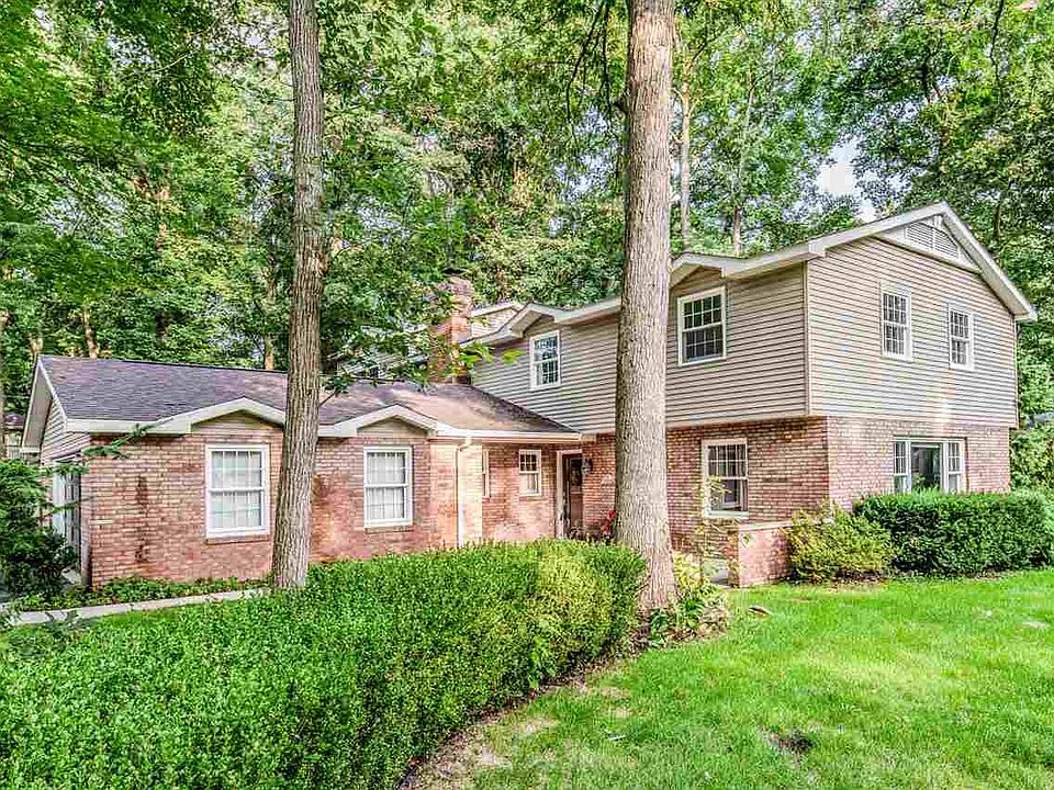 1st image of 54510 Whispering Oak Dr