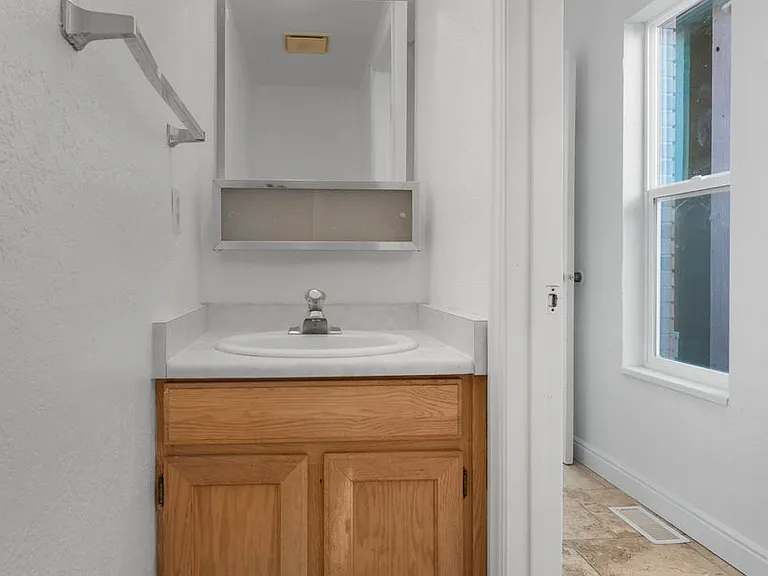 8566-8568 Wasatch Blvd E — Photo 16
