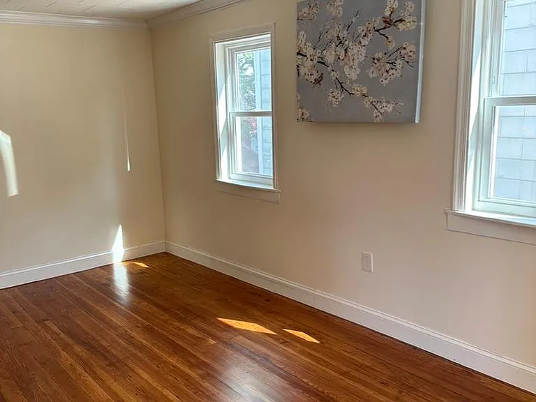 638 Church Rd — Photo 3