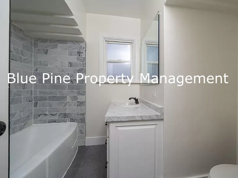 375 W 18th St — Photo 7
