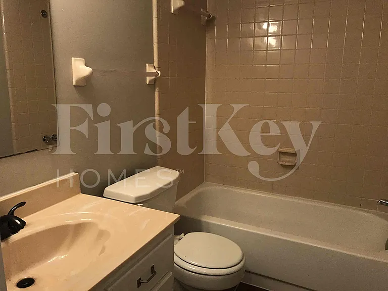 6418 Fawn Hollow Cir S — Photo 22