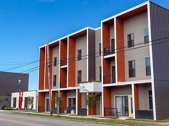 2nd image of 1159 E Main St #109