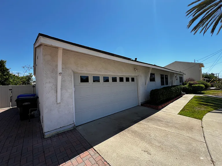 2145 Seagull Ln — Photo 32