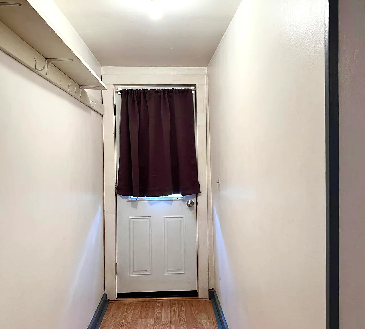 Studio, $1,300 — Photo 3