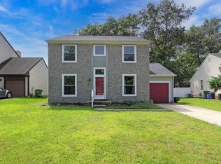 102 Gravel Bend Rd, Egg Harbor Township, NJ 08234