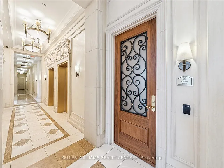 9245 Jane St #902 — Photo 21