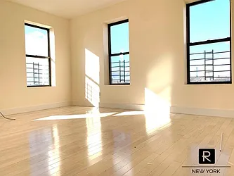 Rented by R New York