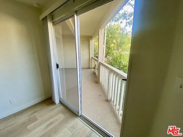 675 Oak Run Trl #TL301 — Photo 16