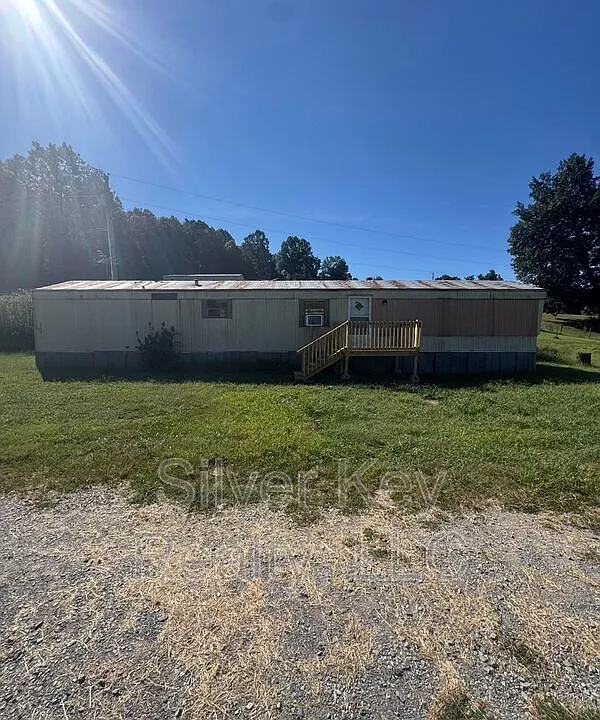 535 Old Mine Rd #4
