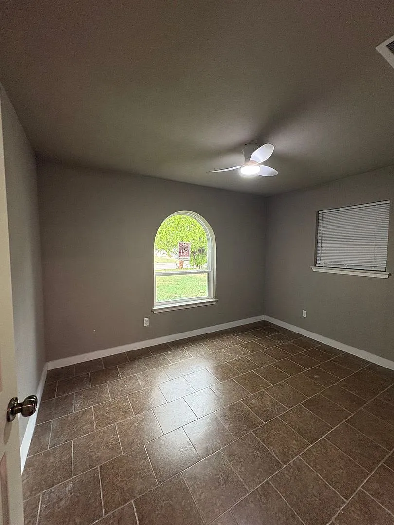 Harker Heights Home — Photo 3