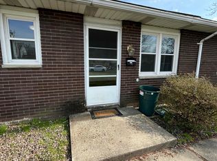 612 Oak St APT 3, Old Forge, PA 18518
