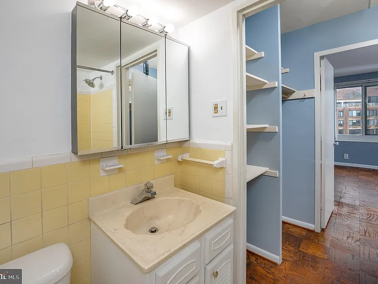 1330 New Hampshire Ave NW #902 — Photo 9