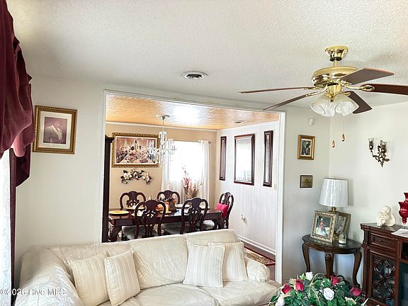 5th image of 2618 Drayton Court