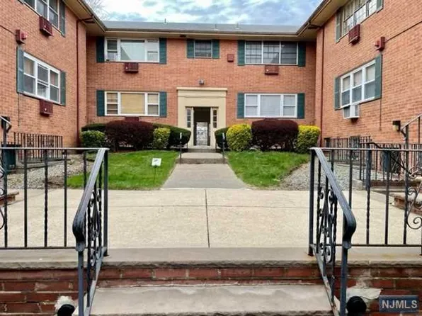 54-60 High St, Passaic, NJ 07055