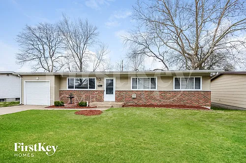 825 Manresa Ln Photo 1