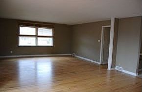 4th image of 501 Karin Ave