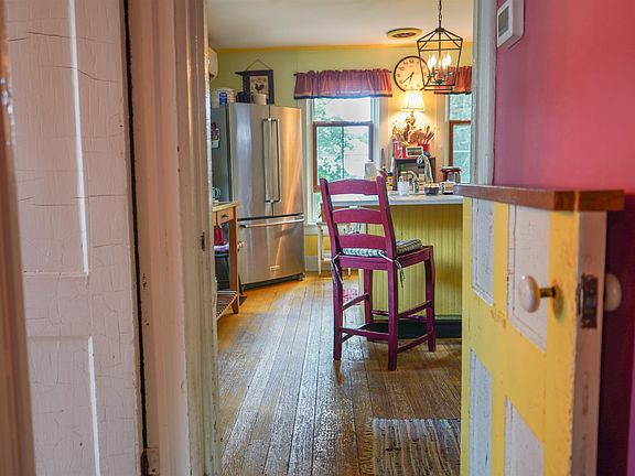 12th image of 31 Amerio Road