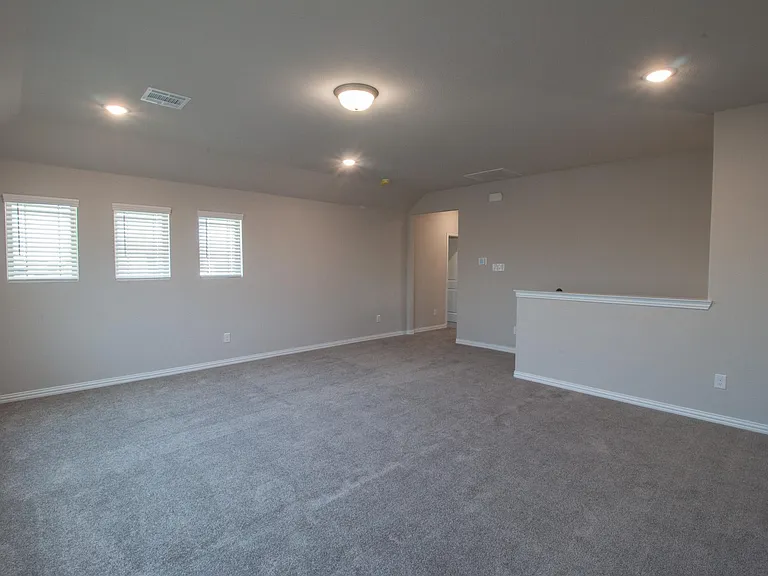 507 Reatta Dr — Photo 29