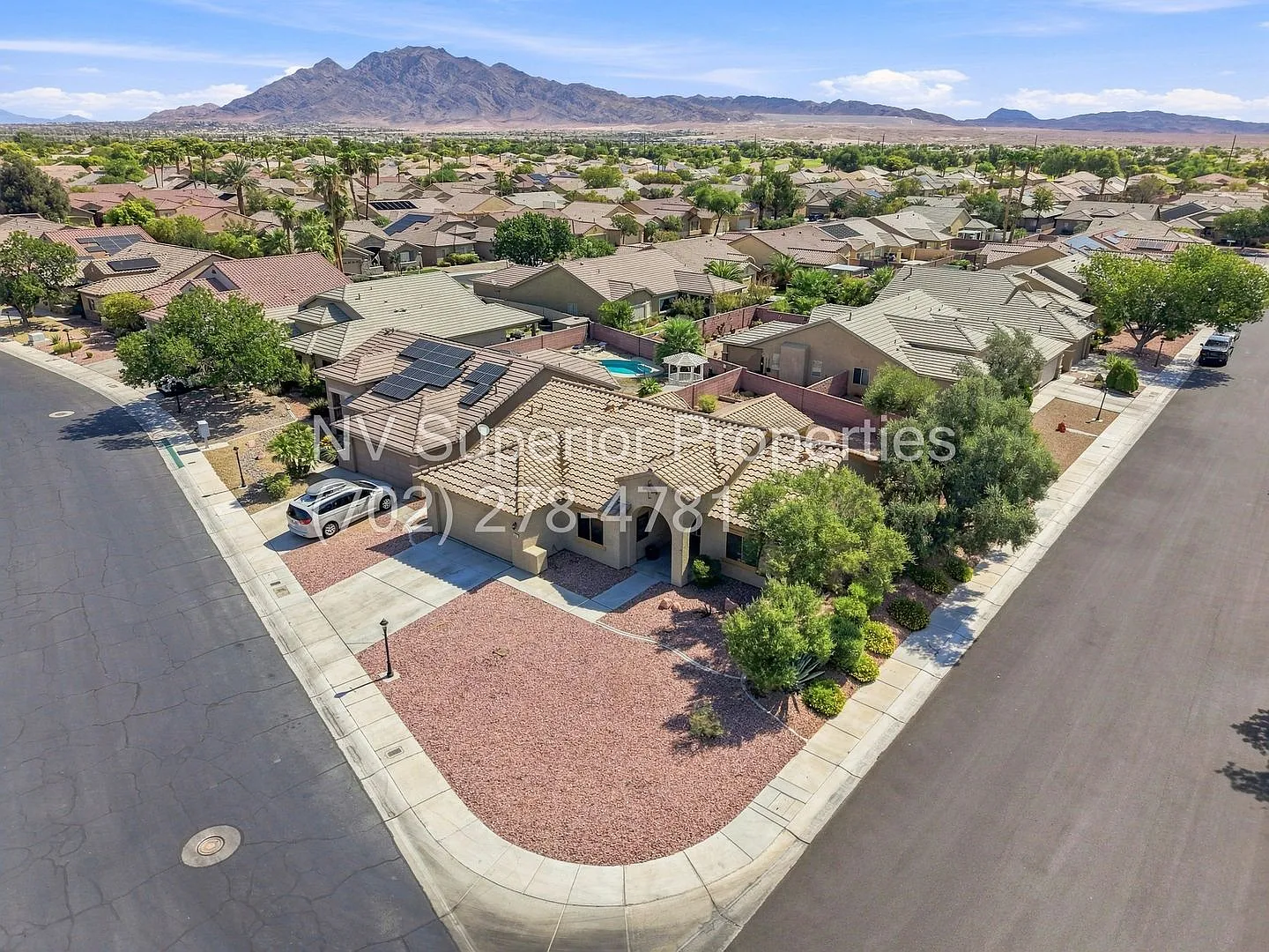 SE!! Stallion Mountain!! Gated Single Story Home!! No Carpets Covered patio!! Water Conditioner!! — Photo 4