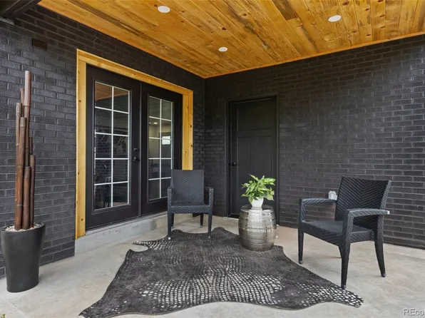 982 S Holly St, Denver, CO 80246