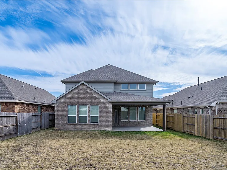 208 Cambria Green Ln — Photo 35