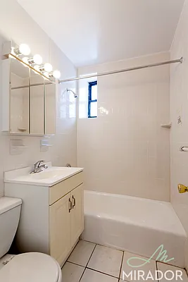 Rented by Mirador Real Estate | media 13