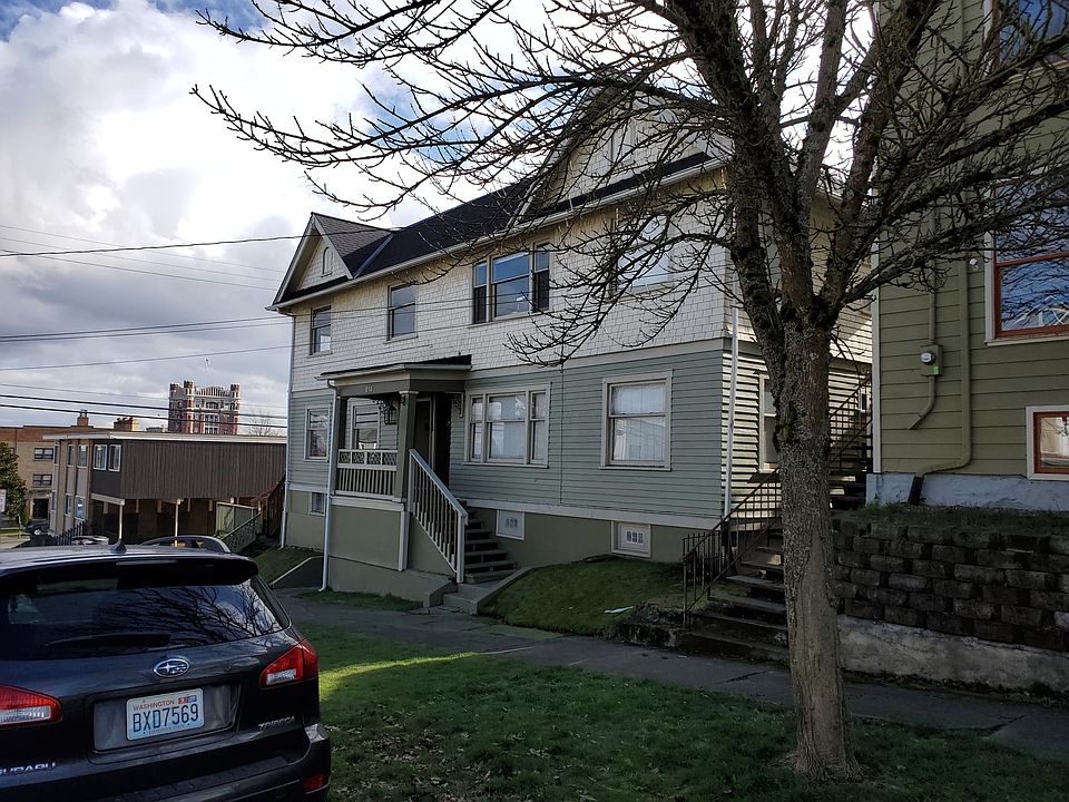 Exterior - Upper Left Unit for Rent