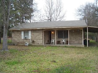 2039 State Highway 19 S, Crockett, TX 75835