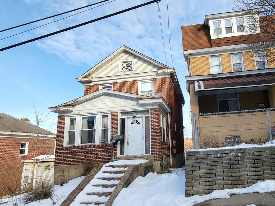 2nd image of 64 Merritt Ave