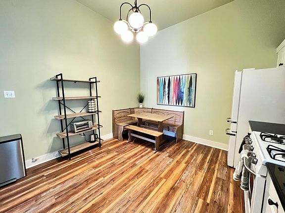 2nd image of 2415 Columbus St Unit A