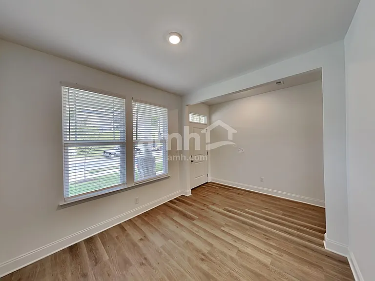 222 S Malayna Dr — Photo 8