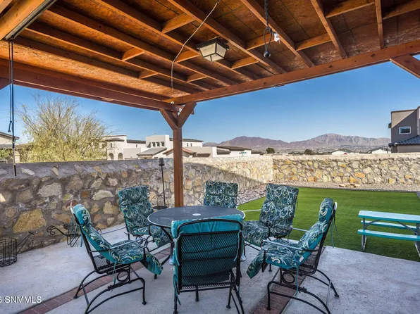 672 W La Entrada Cir, Sunland Park, NM 88063