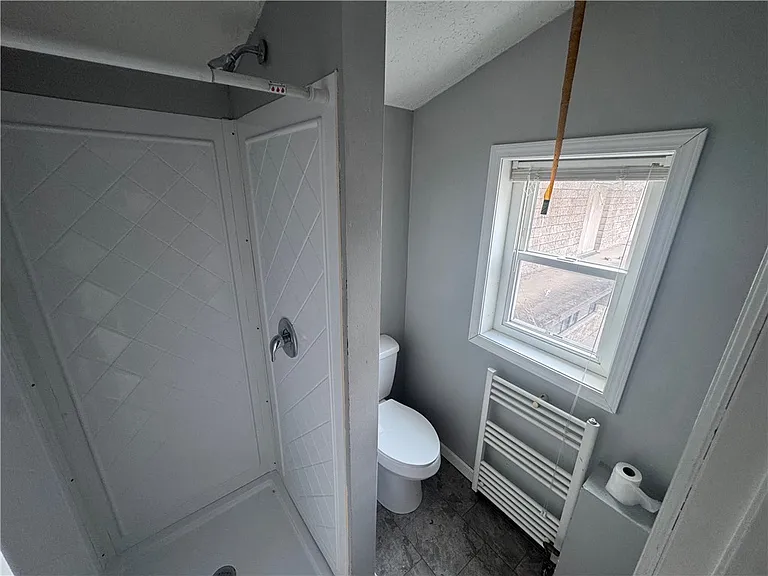520 Brinton Ave #2R — Photo 3