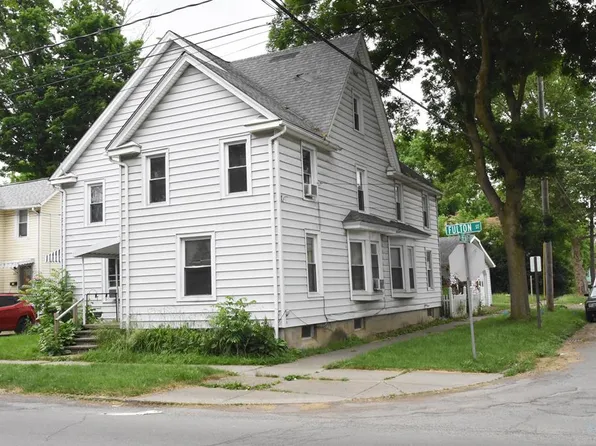 215-217 Fulton St, Elmira, NY 14904