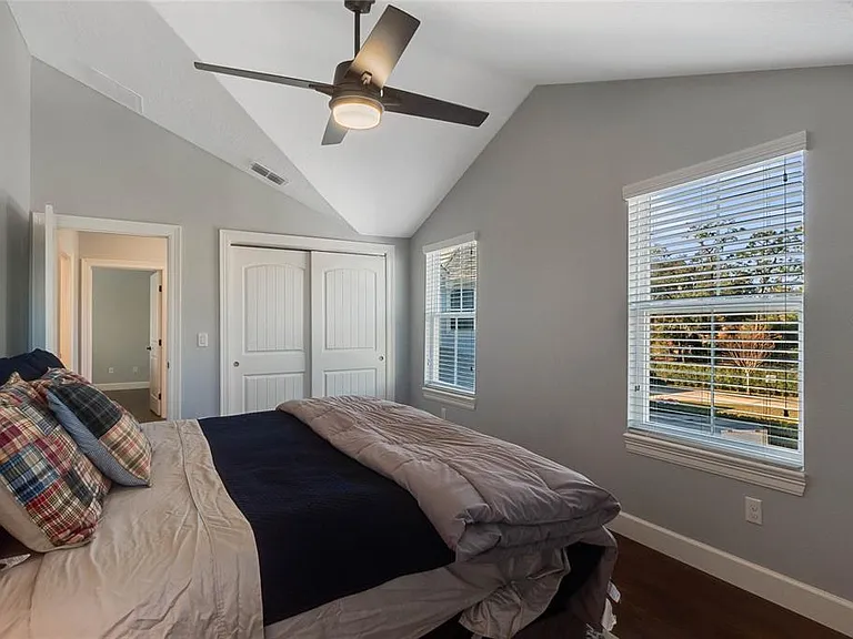 12752 S Lake Sawyer Ln — Photo 9
