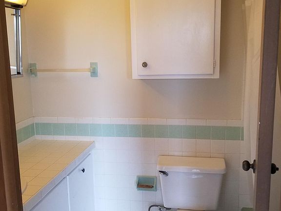 5th image of 4811 Chicago St APT 6C