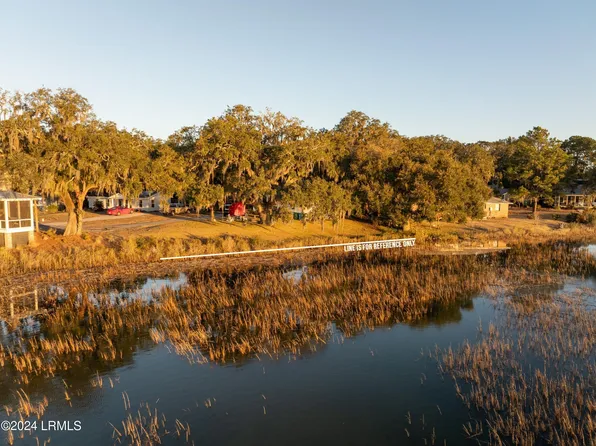 806 10th St, Pt Royal, SC 29935