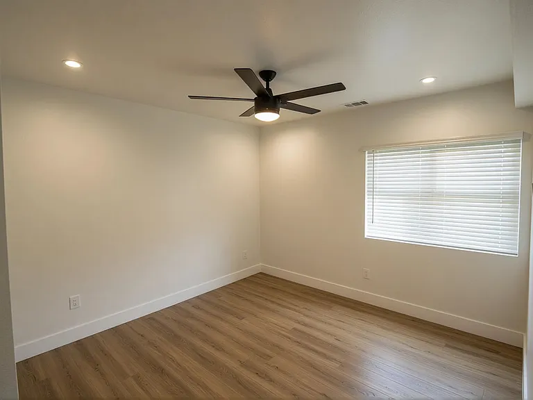 6002 Adenmoor Ave — Photo 9