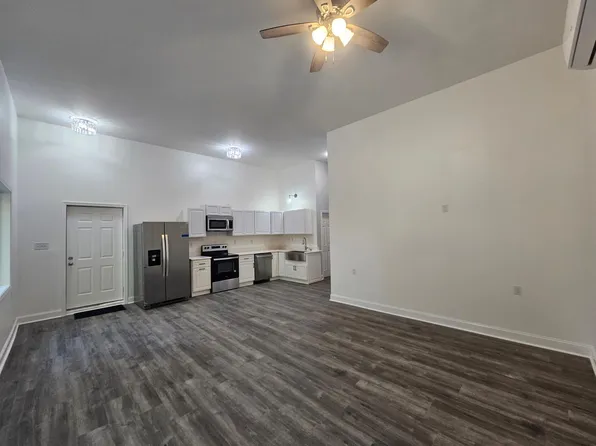 625 Elmwood Ct, Wake Forest, NC 27587