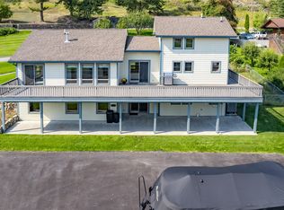 135 Ridgewood Dr, Lakeside, MT 59922