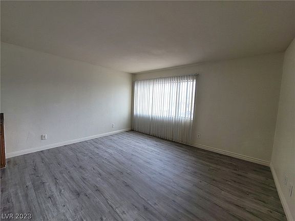 4th image of 2001 Winwood St #101-A
