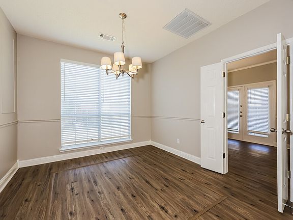 5th image of 7962 Crystal Creek Cir