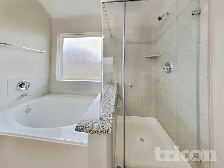 13702 Sun Bear Ct — Photo 9