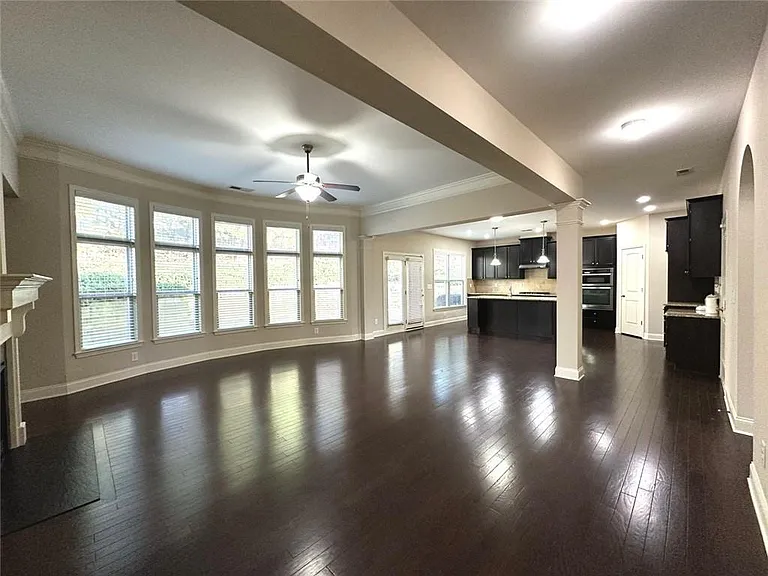 5605 Upper Creek Ct — Photo 9